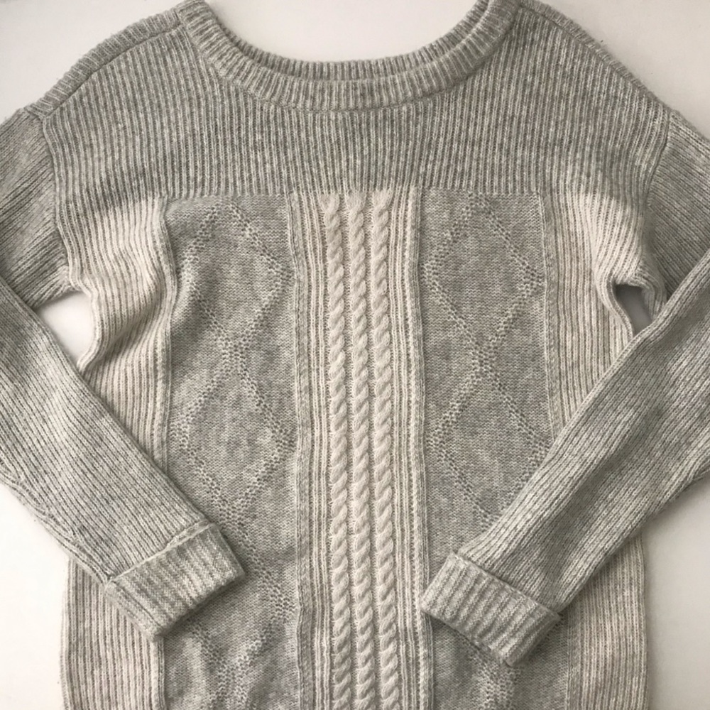 Banana Republic Women's Cable Knit Crewneck Sweater - Light Gray